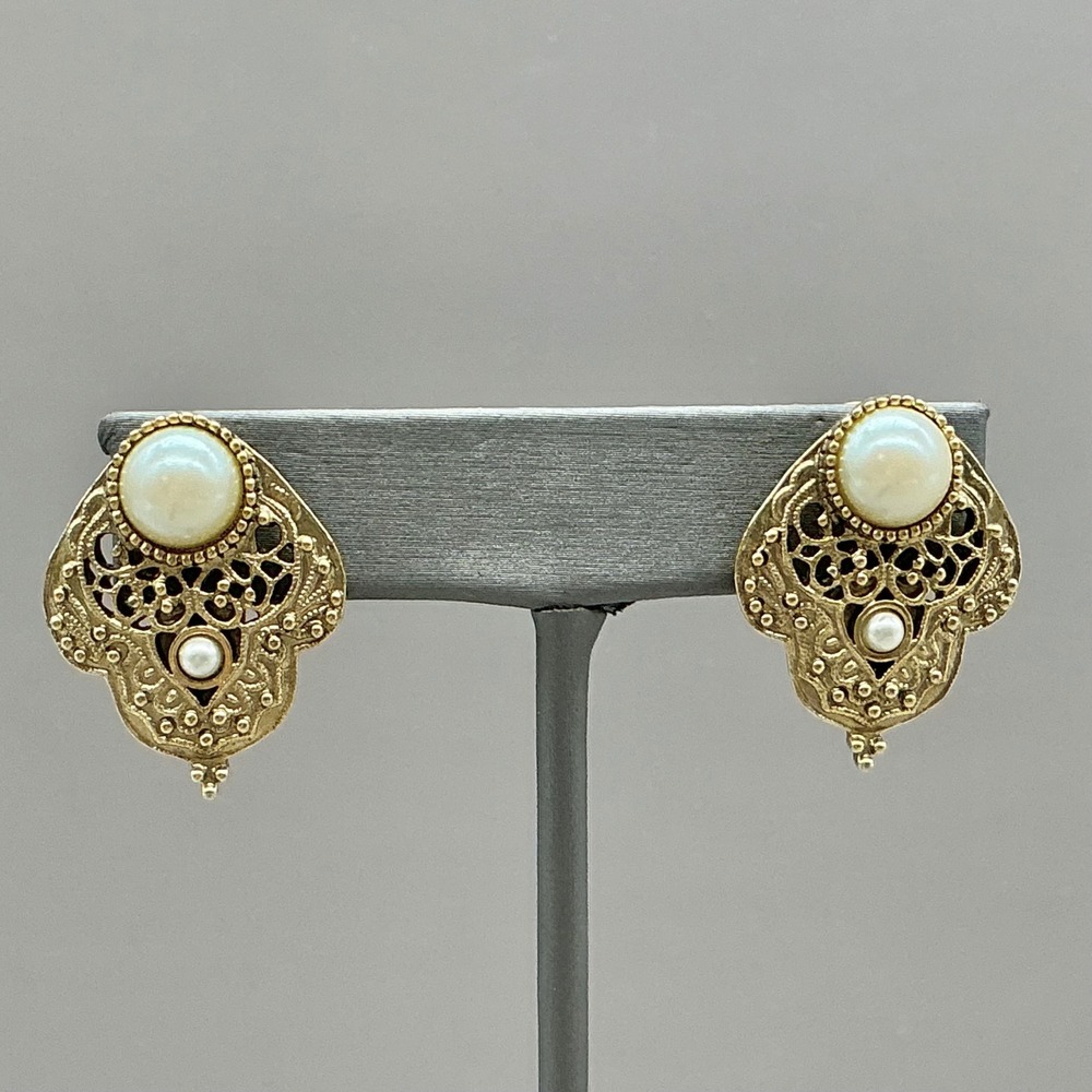 Faux Pearl Clip On Earrings Gold Tone Filigree Ornate Vintage Style Jewelry